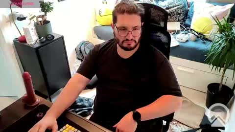 Snapshot of bbking1980 chatting on January 6, 2:25 pm CallMeDaddy online show from January 6, 2:25 pm