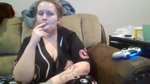 Snapshot of bbw420gamer chatting on December 4, 9:57 pm Freak online show from December 4, 9:57 pm