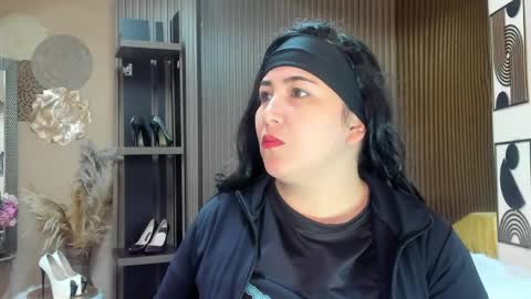 bbwluxurymuse online show from May 22, 11:38 am