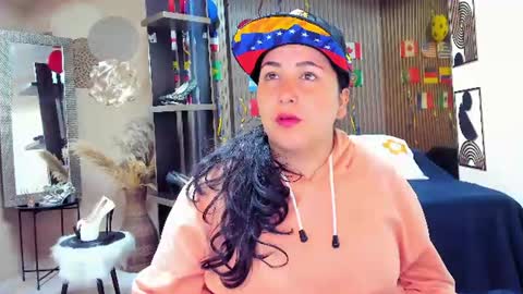 bbwluxurymuse online show from July 1, 11:12 am