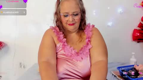 Snapshot of bbwsalome chatting on June 9, 7:47 pm Salome online show from June 9, 7:47 pm