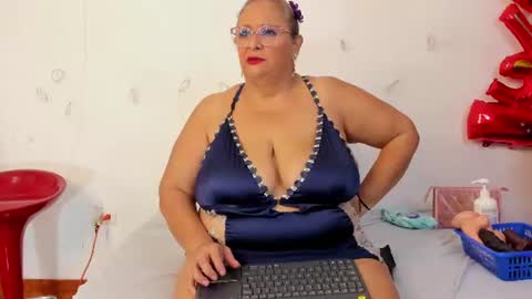 Snapshot of bbwsalome chatting on June 26, 8:13 pm Salome online show from June 26, 8:13 pm