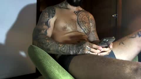 Snapshot of bby044 chatting on February 20, 1:19 pm bby044 online show from February 20, 1:19 pm