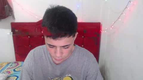 Snapshot of bby_nice chatting on April 15, 8:31 pm bby_nice online show from April 15, 8:31 pm