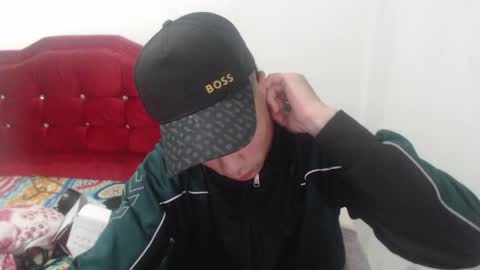 Snapshot of bby_nice chatting on May 16, 12:40 am bby_nice online show from May 16, 12:40 am