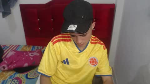 Snapshot of bby_nice chatting on May 20, 1:56 am bby_nice online show from May 20, 1:56 am