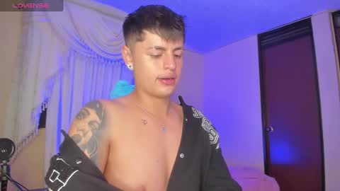 Snapshot of bbycami_ chatting on February 28, 11:56 pm Cami online show from February 28, 11:56 pm