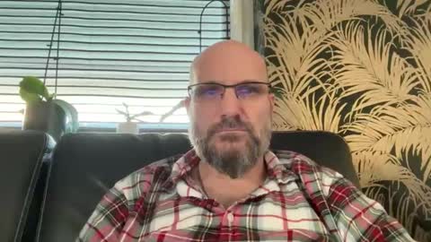 Snapshot of bcbg68 chatting on April 6, 6:14 am bcbg68 online show from April 6, 6:14 am