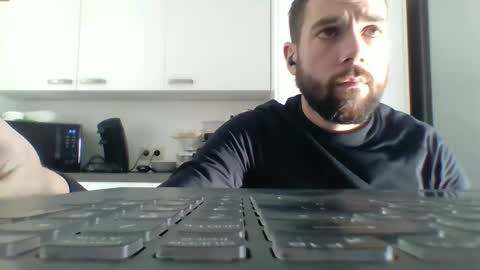 Snapshot of bdemwi2588 chatting on January 10, 10:06 am bdemwi2588 online show from January 10, 10:06 am