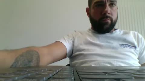 bdemwi2588 online show from December 14, 11:15 am