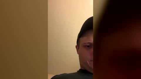Snapshot of bdn9222 chatting on July 30, 2:21 am bdn9222 online show from July 30, 2:21 am