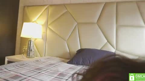 Helena  Evan online show from May 12, 11:51 am