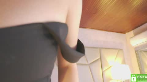 Helena  Evan online show from May 30, 12:02 pm