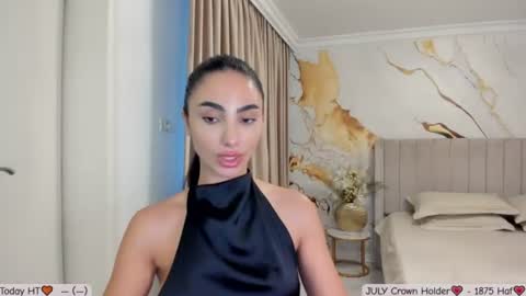 Snapshot of be_yonce chatting on July 10, 1:25 pm BYonce online show from July 10, 1:25 pm