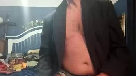 Snapshot of beaatoffbob chatting on November 16, 10:15 pm beaatoffbob online show from November 16, 10:15 pm