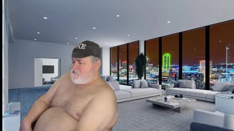 Snapshot of bear4muscle chatting on February 8, 6:33 pm Dookie online show from February 8, 6:33 pm