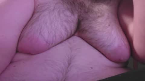 Snapshot of bear_man_oi chatting on September 21, 1:24 pm bear_man_oi online show from September 21, 1:24 pm