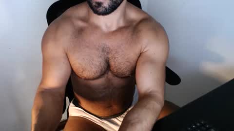 Beard Guy online show from December 14, 4:23 pm