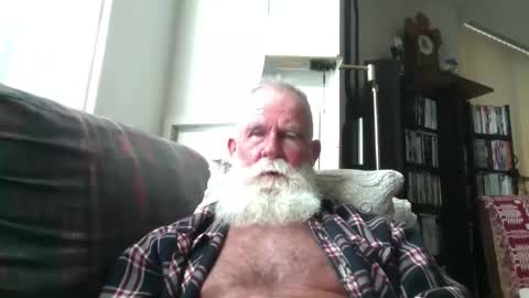beardbushy online show from October 23, 2:16 pm