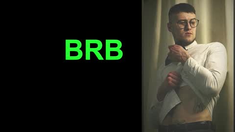 Snapshot of bearded_legend chatting on November 11, 12:21 am Zeus online show from November 11, 12:21 am