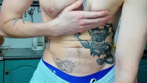 Snapshot of bearded_legend chatting on November 22, 9:47 pm Zeus online show from November 22, 9:47 pm