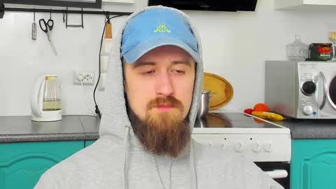 Snapshot of bearded_legend chatting on February 20, 11:11 am Zeus online show from February 20, 11:11 am