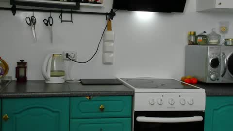 Zeus online show from March 24, 12:48 am