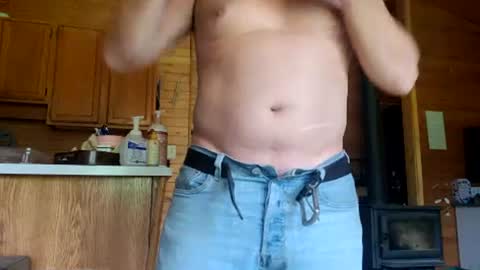 bearded_woodsman online show from June 13, 12:30 am