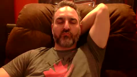 beardedambition online show from March 25, 9:32 pm