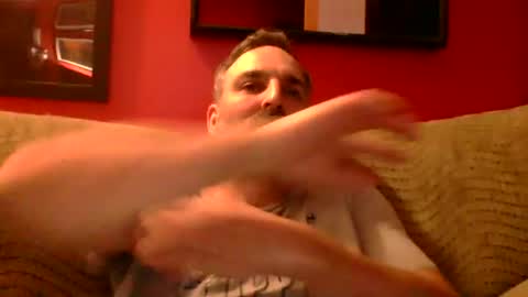 Snapshot of beardedambition chatting on June 20, 2:25 am beardedambition online show from June 20, 2:25 am