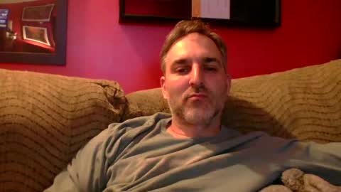 Snapshot of beardedambition chatting on June 29, 2:40 am beardedambition online show from June 29, 2:40 am