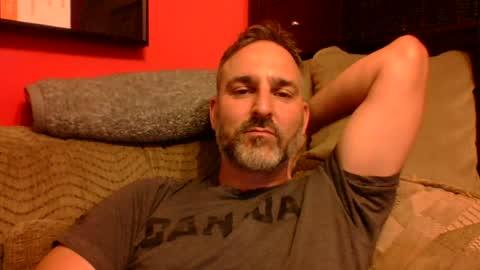 Snapshot of beardedambition chatting on July 23, 10:29 pm beardedambition online show from July 23, 10:29 pm