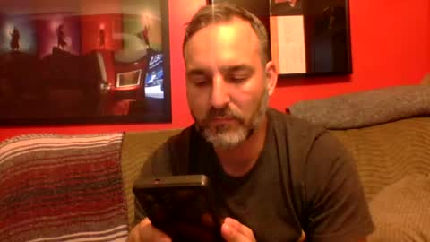 Snapshot of beardedambition chatting on July 26, 1:18 pm beardedambition online show from July 26, 1:18 pm