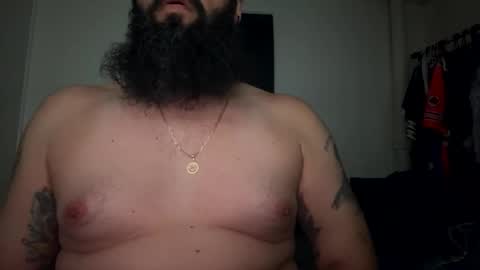 Snapshot of beardo1211 chatting on January 8, 6:20 am beard online show from January 8, 6:20 am