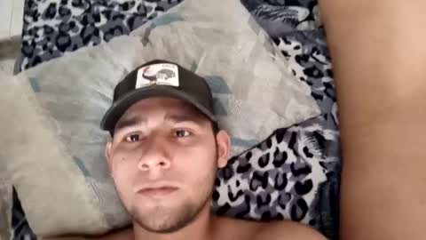 Jhon Tenjo and Sofi online show from September 15, 9:15 pm