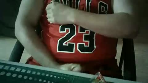 beartsmkr online show from November 10, 6:45 am