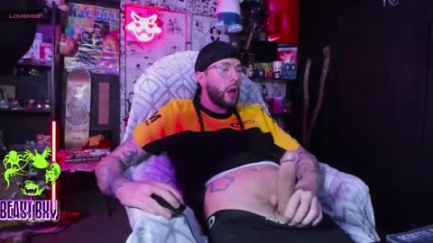 Snapshot of beastbxy chatting on March 11, 7:15 am beast bxy online show from March 11, 7:15 am