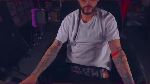 Snapshot of beastbxy chatting on September 13, 6:13 am beast bxy online show from September 13, 6:13 am