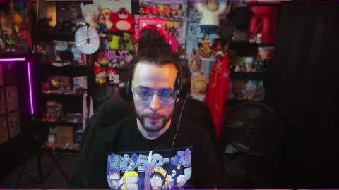 Snapshot of beastbxy chatting on October 13, 12:43 am beast bxy online show from October 13, 12:43 am