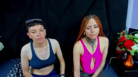 Snapshot of beata_and_sofi chatting on December 29, 9:39 am Beata And SofI online show from December 29, 9:39 am