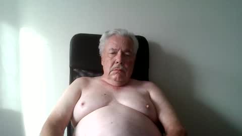 Snapshot of beatli chatting on October 19, 7:53 am Beat online show from October 19, 7:53 am