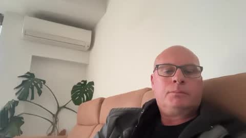 beatsboy87 online show from August 1, 5:50 am
