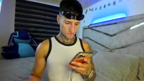 Snapshot of beatseduction chatting on March 26, 11:05 am beatseduction online show from March 26, 11:05 am