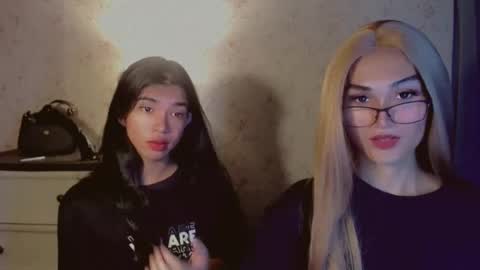 Snapshot of beautifultrixie chatting on January 18, 3:32 am TRIXIE online show from January 18, 3:32 am