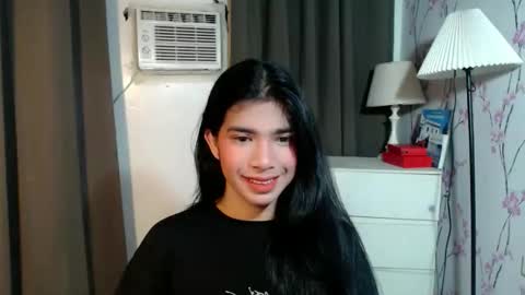 Snapshot of beautifultrixie chatting on February 10, 11:58 am TRIXIE online show from February 10, 11:58 am