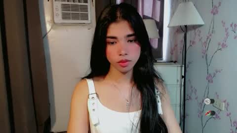 Snapshot of beautifultrixie chatting on March 2, 7:15 am TRIXIE online show from March 2, 7:15 am