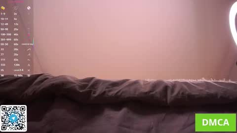 Polly  online show from November 11, 6:30 pm