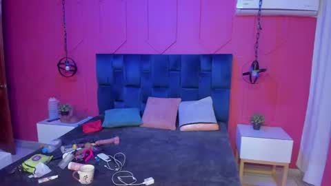 Chantall online show from June 28, 3:56 am