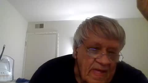 Snapshot of beautytomyeyes chatting on January 11, 3:02 am beautytomyeyes online show from January 11, 3:02 am