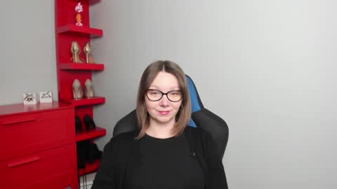 Zoe online show from February 11, 6:29 am